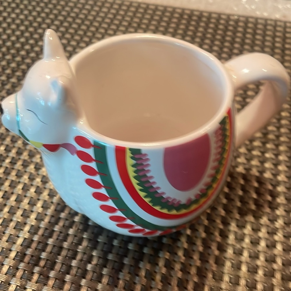Thoughtfully - Dolomite - Fun Lama Mug - Picture 2 of 4